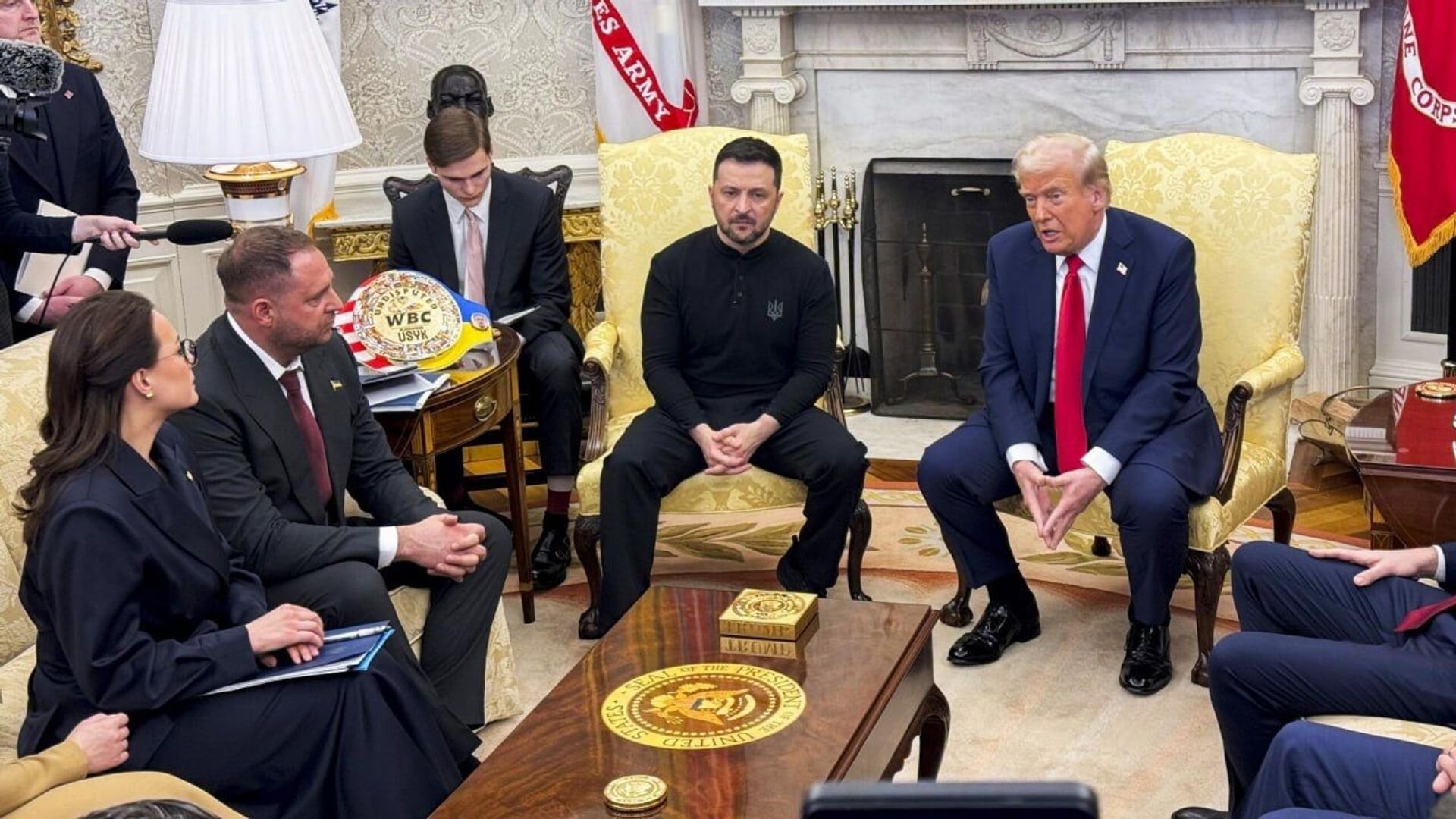 Post media