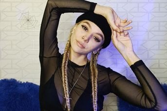 Post media